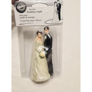 RETIRED 98' Wilton “Our Day Wedding Couple” Blonde Bride Dress 4.5" Cake Topper